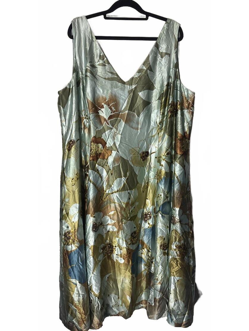Adrianna Papell 22w Midi Dress